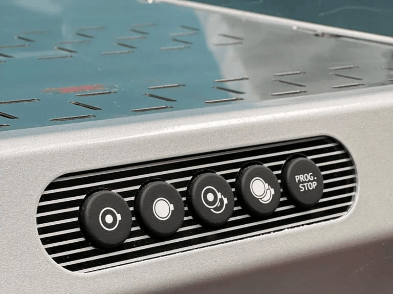 IO EVD - Image 3